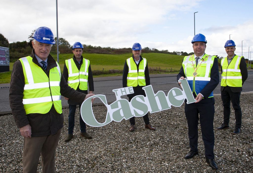 Pictured at Skeoge roundabout with the H2 lands in the background are (L-r): Patrick McGinnis, Chief Executive Officer, Braidwater, Joe McGinnis, Managing Director, Braidwater, Vincent Bradley, Development Director, Braidwater, Cllr Brian Tierney, Mayor of Derry City and Strabane District Council and Dermot Mullan, Finance Director, Braidwater.