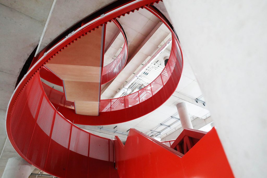 Bouygues UK oculus staircase