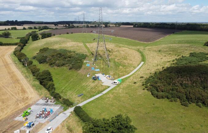 Overhead line pylon works