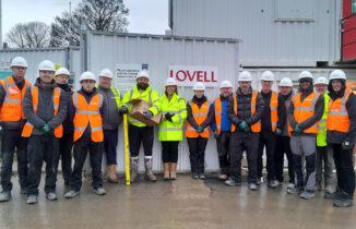 Lovell’s Benwell Dene site team alongside Building Heroes participants at the Newcastle development, recognised nationally for its positive impact on the local community.